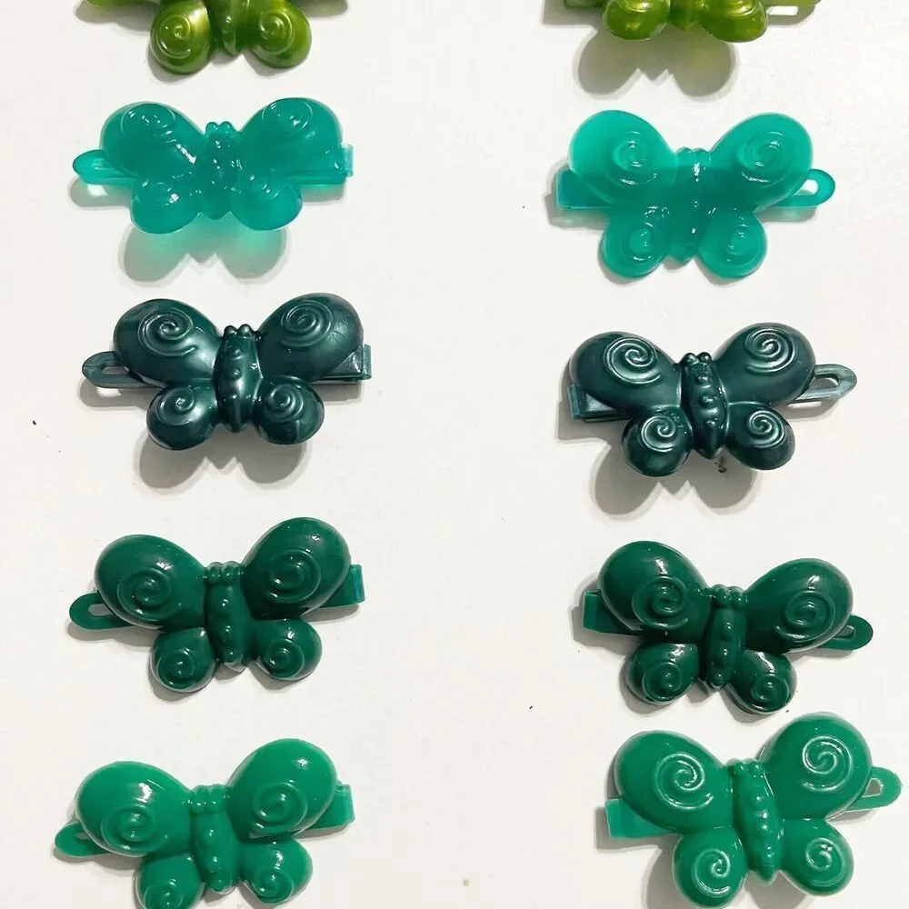 Vintage Green Plastic Butterfly Barrettes 9 Pairs - 18 Total‎ Matching Shades